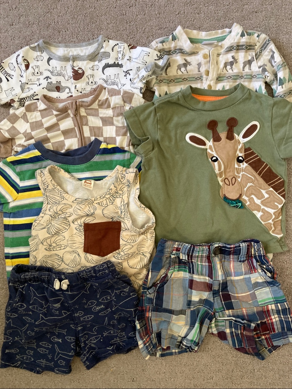 8-pc Bundle assorted toddler boy clothes, 12-18M/18M.